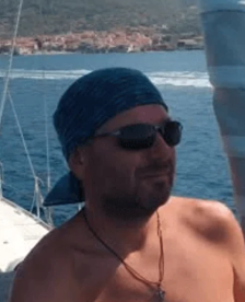 <em>Alex M.</em>